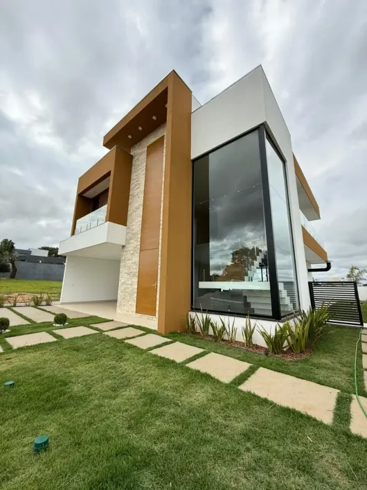 Casa recém construída em Riviera de Santa Cristina XIII