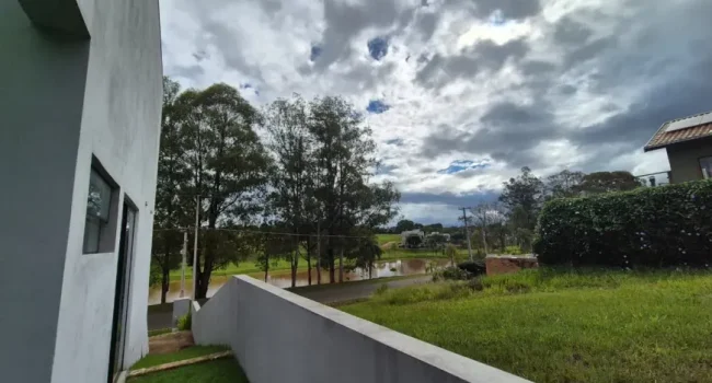sobrado-com-3-quartos-a-venda-250m-no-condominio-riviera-de-santa-cristina-xiii-paranapanema (7)